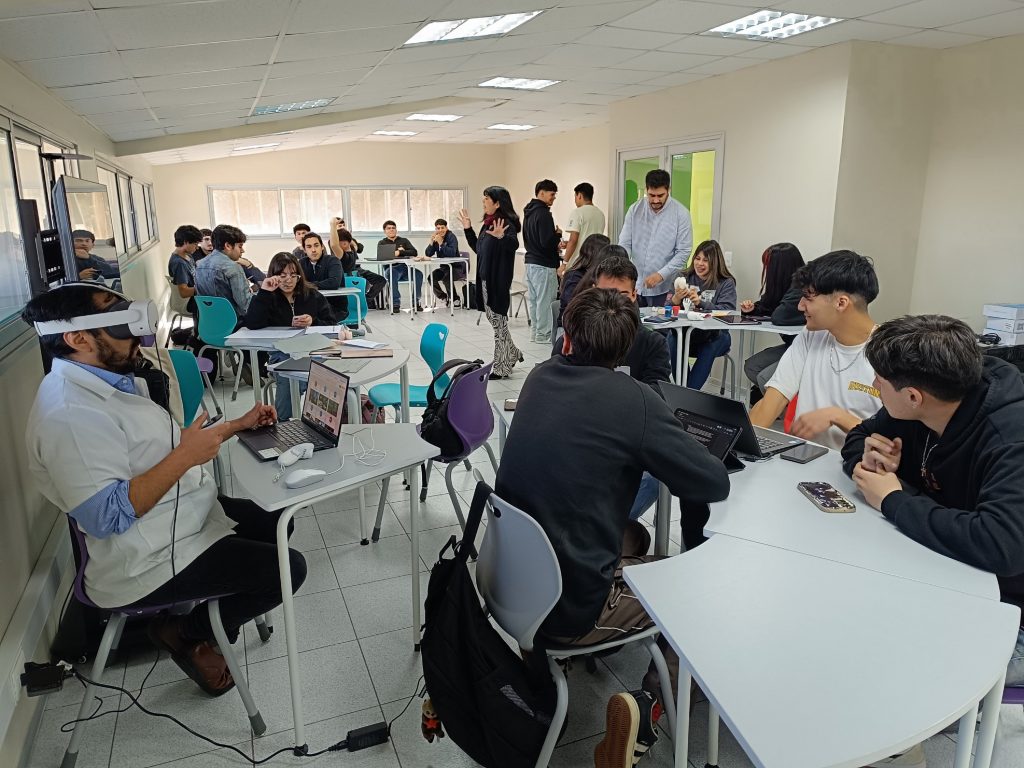 Clase Magistral Diseño Gráfico y Comunicación
